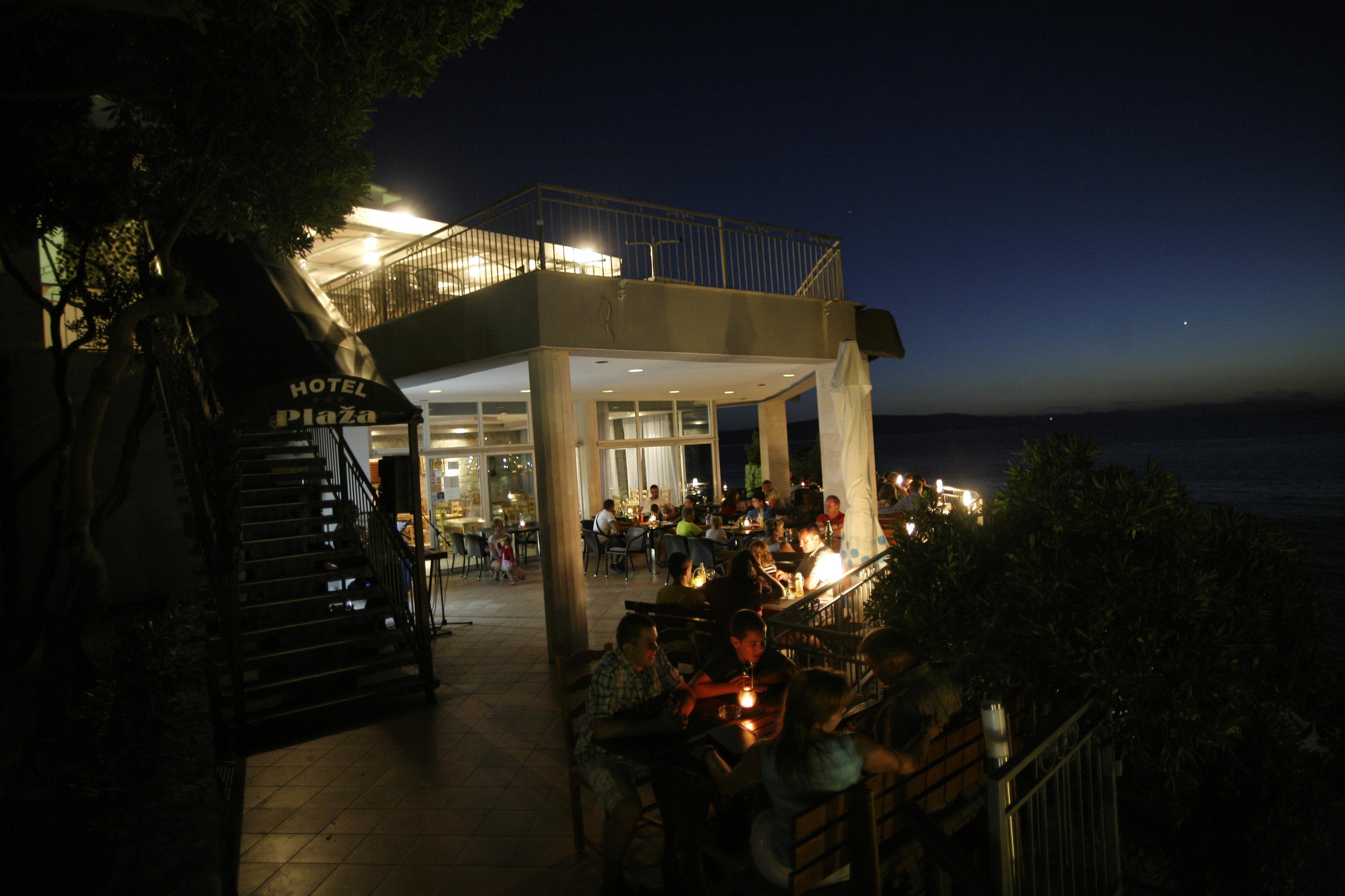 דרזניצה Beach Hotel מראה חיצוני תמונה