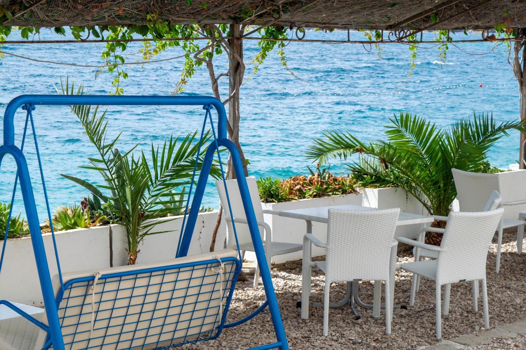 דרזניצה Beach Hotel מראה חיצוני תמונה